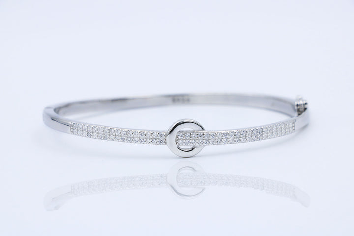 Circle Poise Bracelet