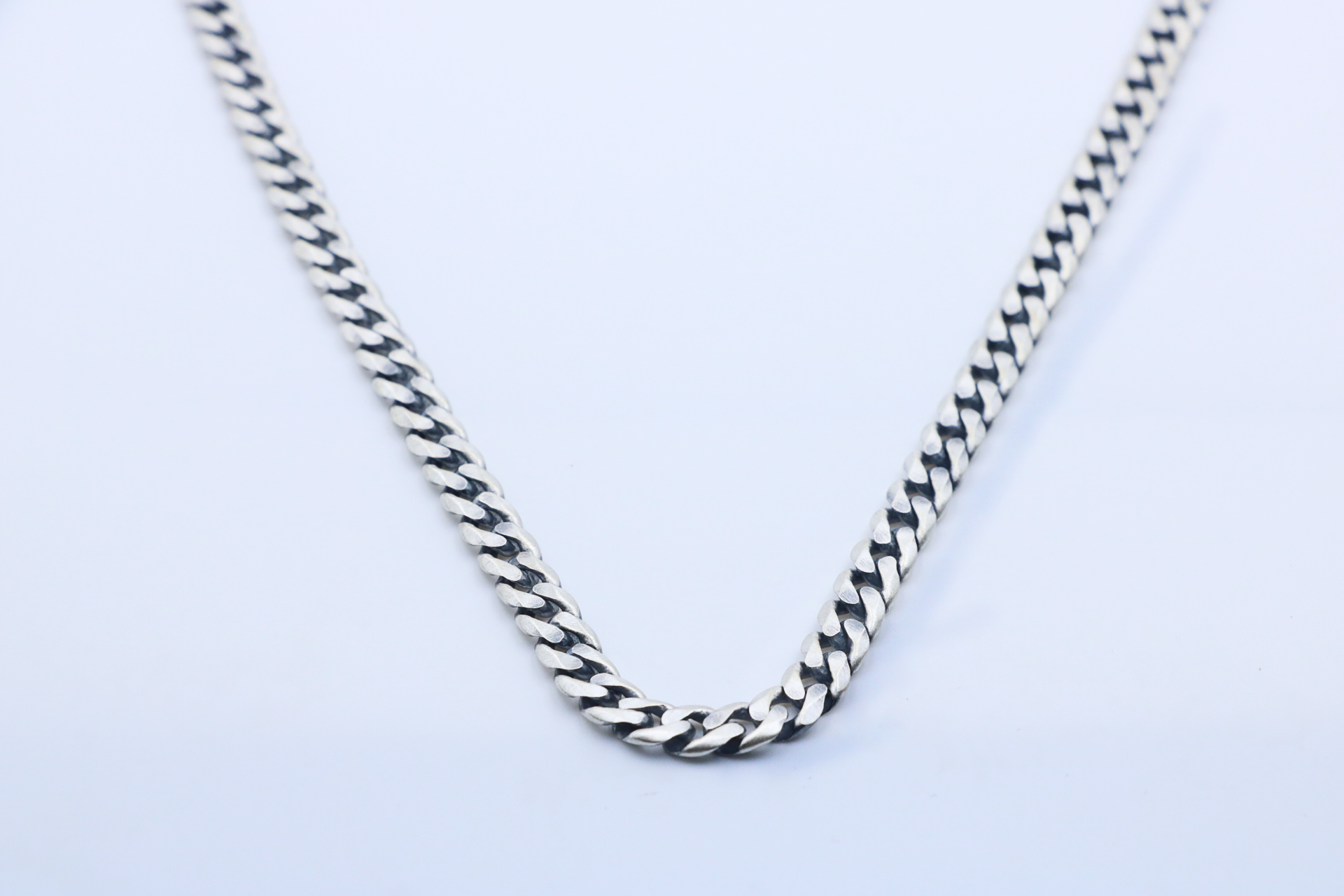 Urban thick Matte Chain