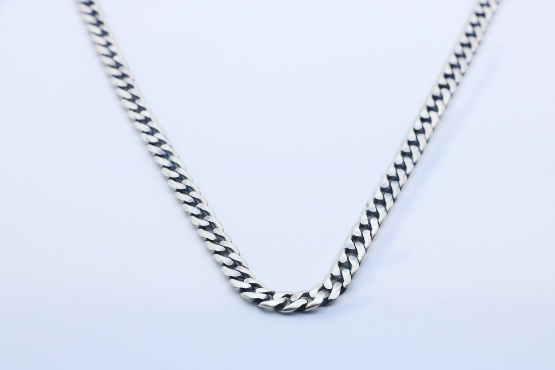Urban thick Matte Chain