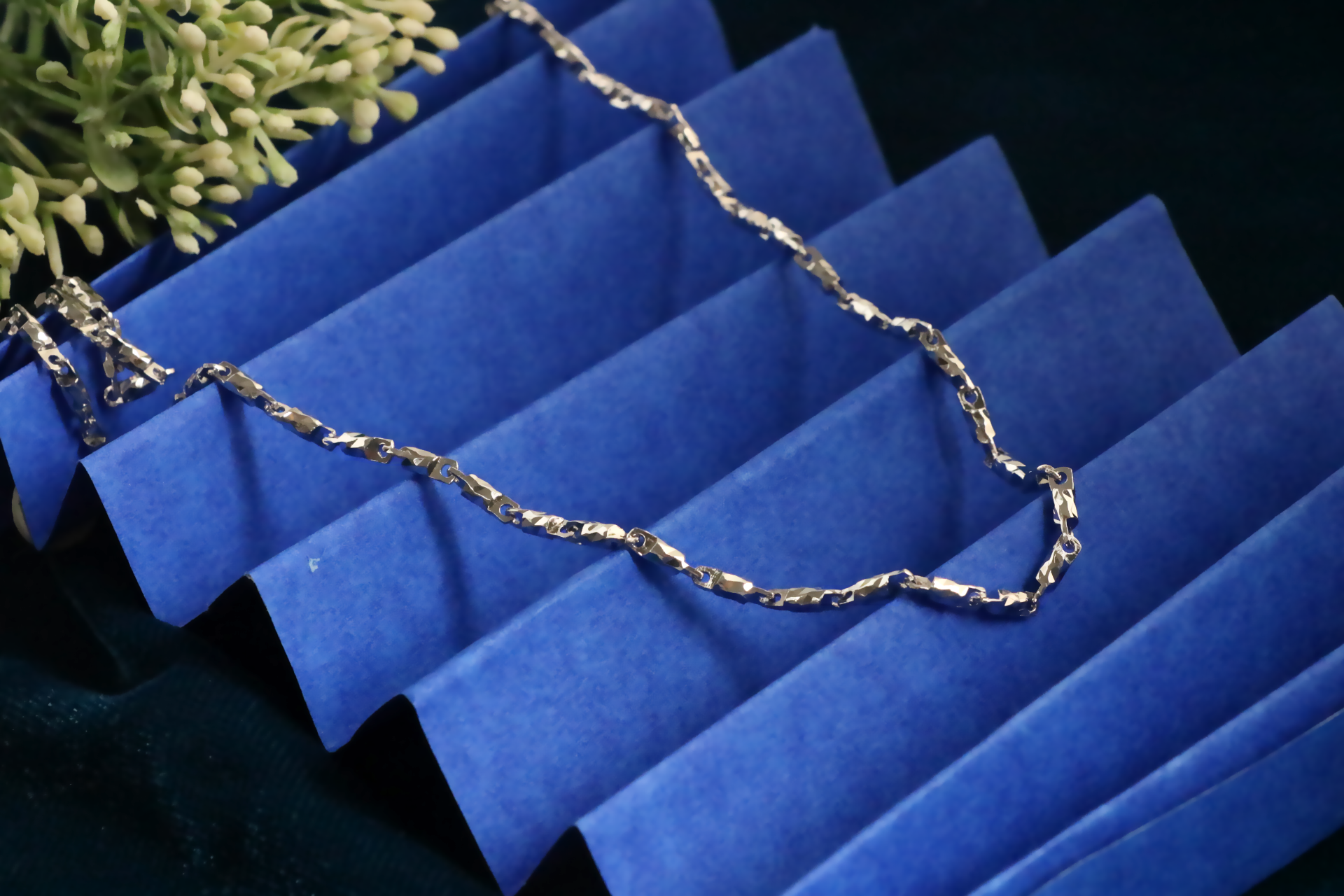 PrismThread Silver Chain