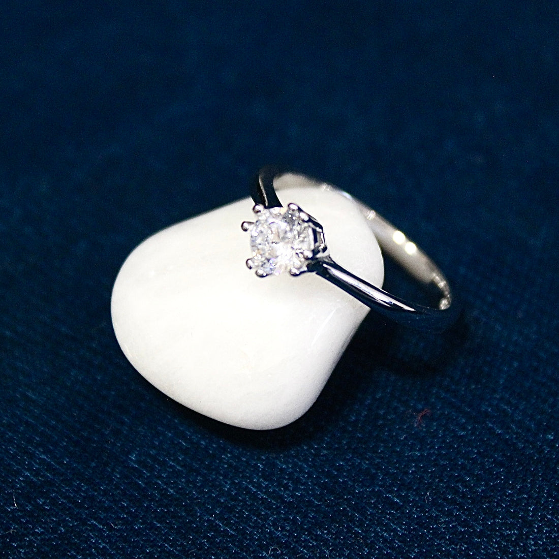 Starlume Solitaire Ring