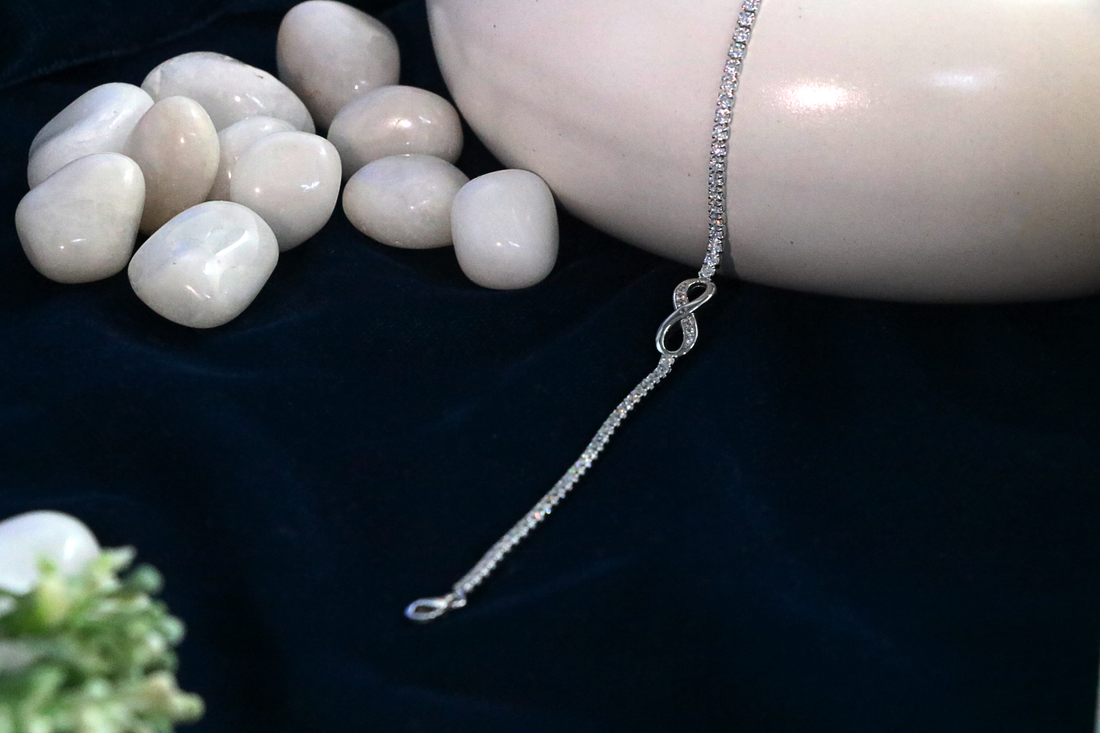 Infinity Glow Bracelet