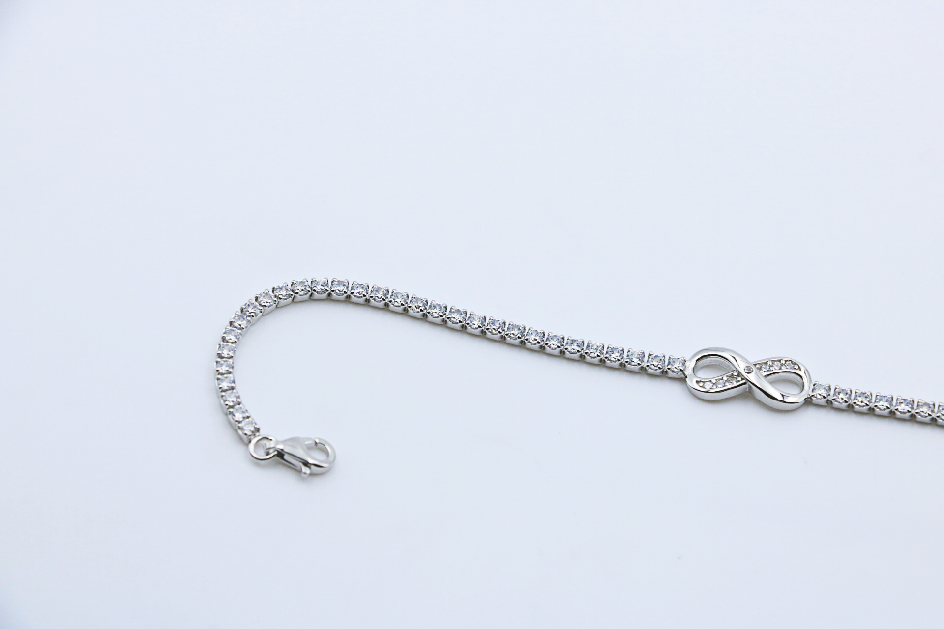 Infinity Glow Bracelet