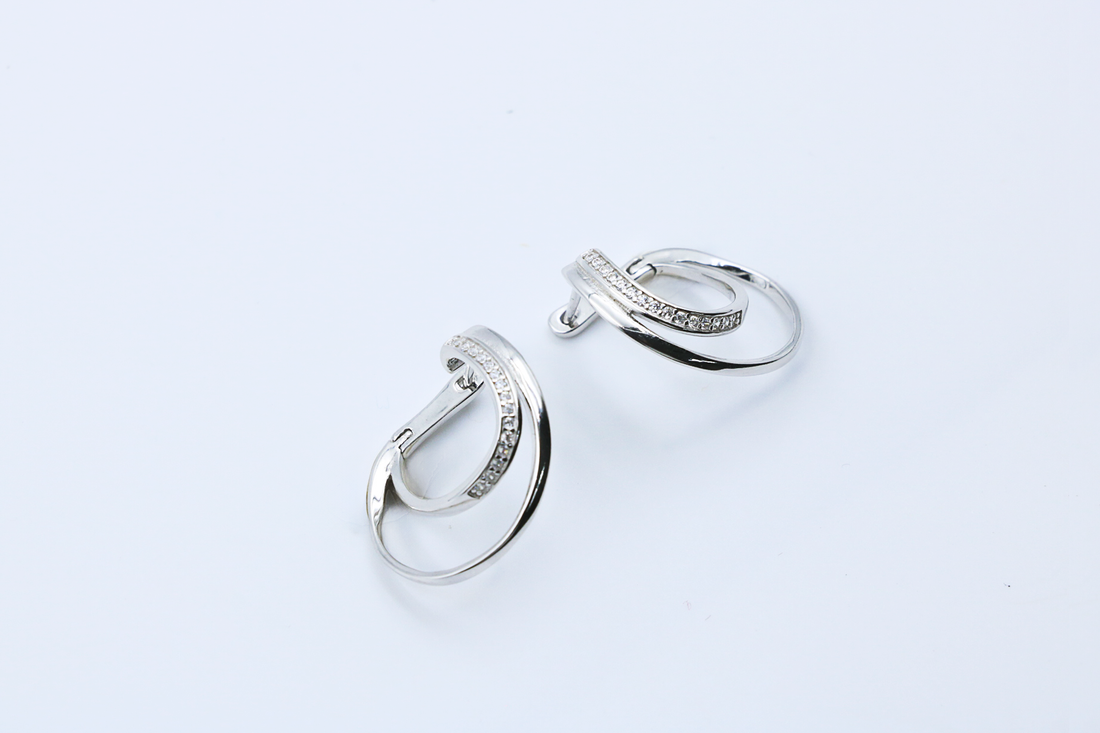 Fluid Arc Hoops
