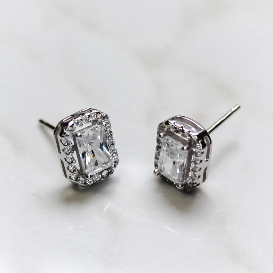 Lumina Halo Studs
