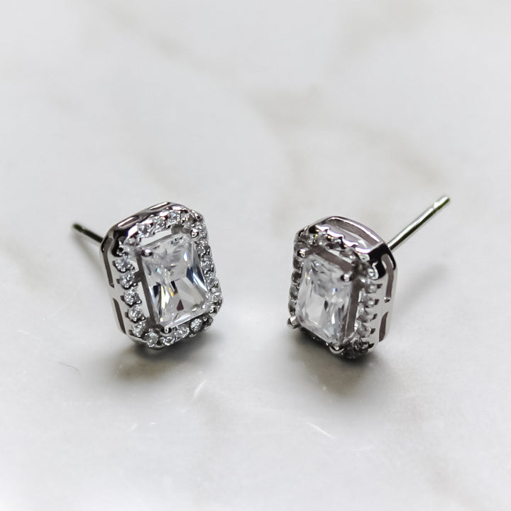 Lumina Halo Studs