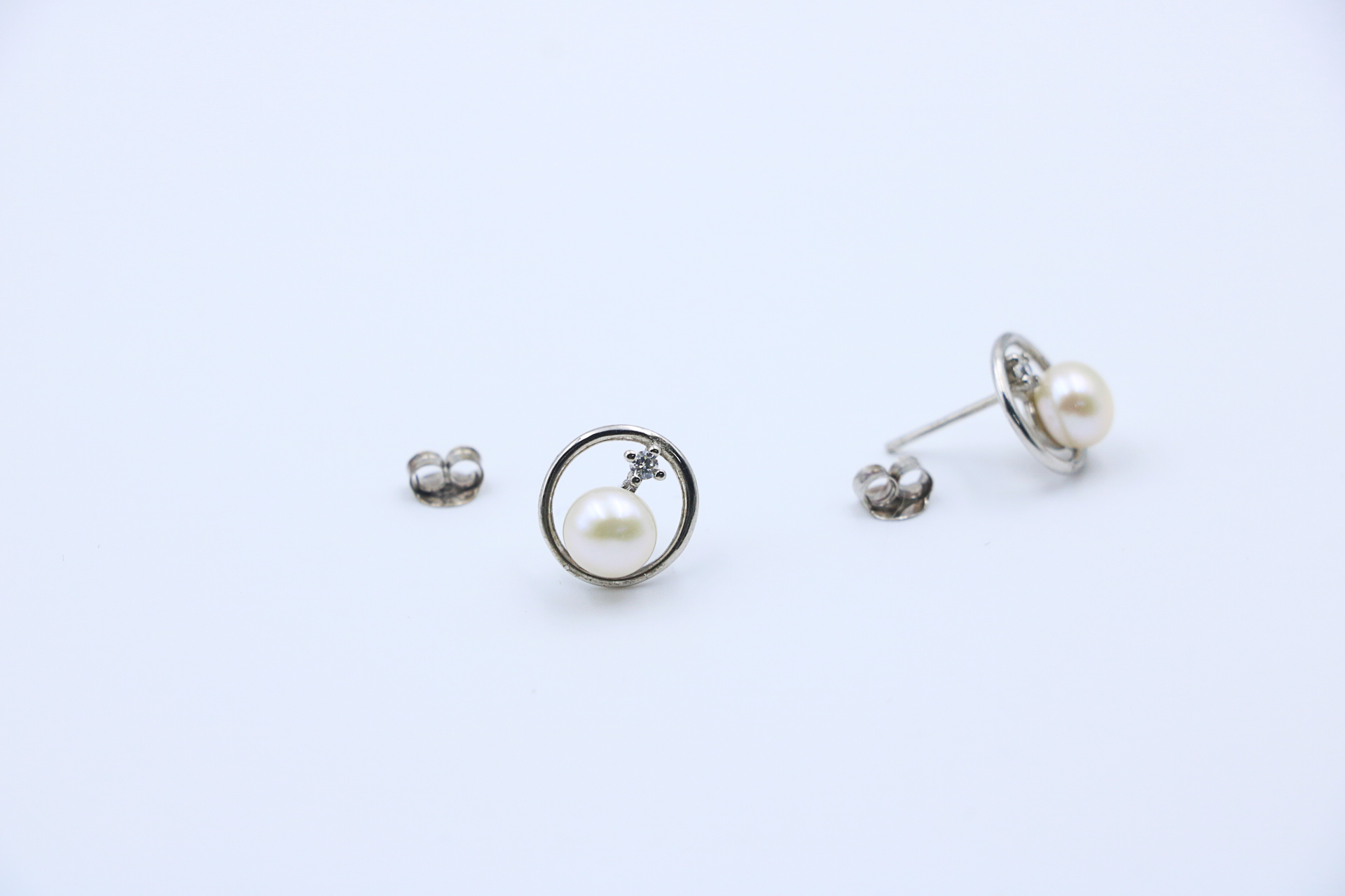 Celeste Pearl Studs