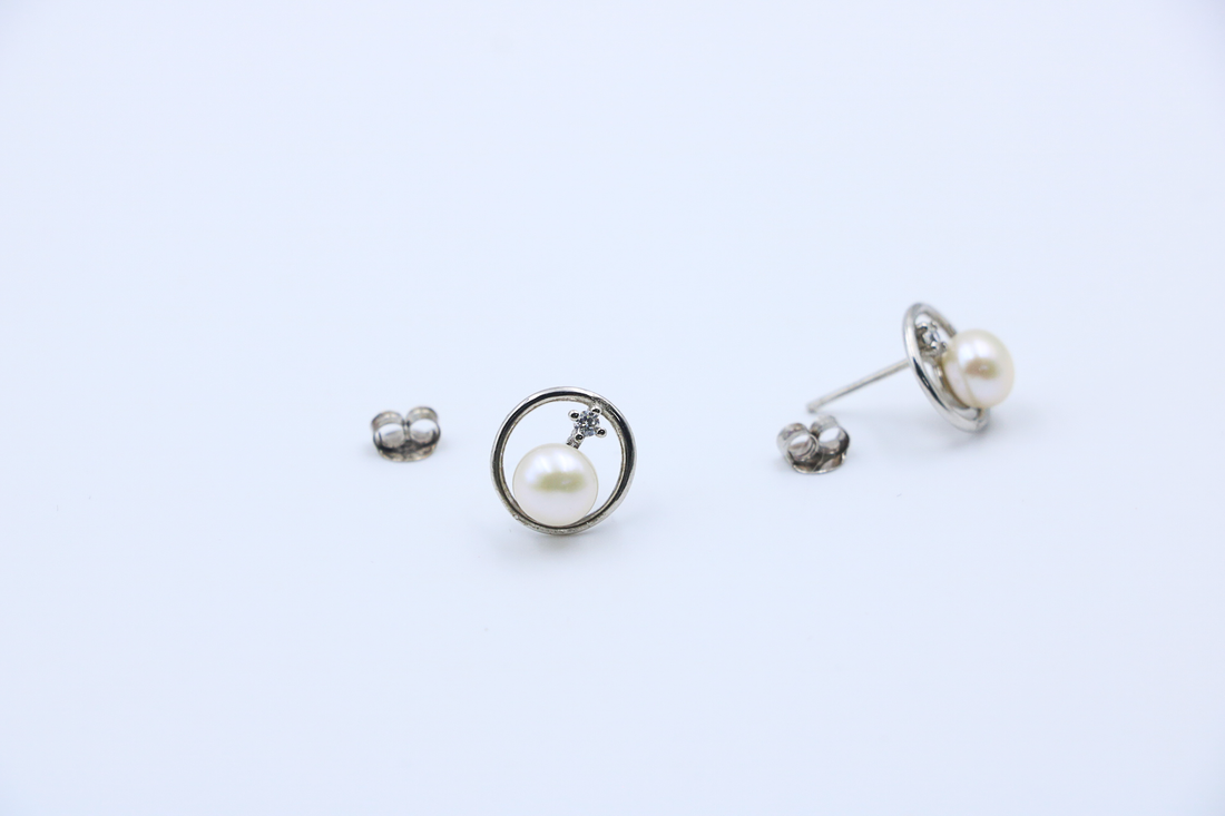 Celeste Pearl Studs