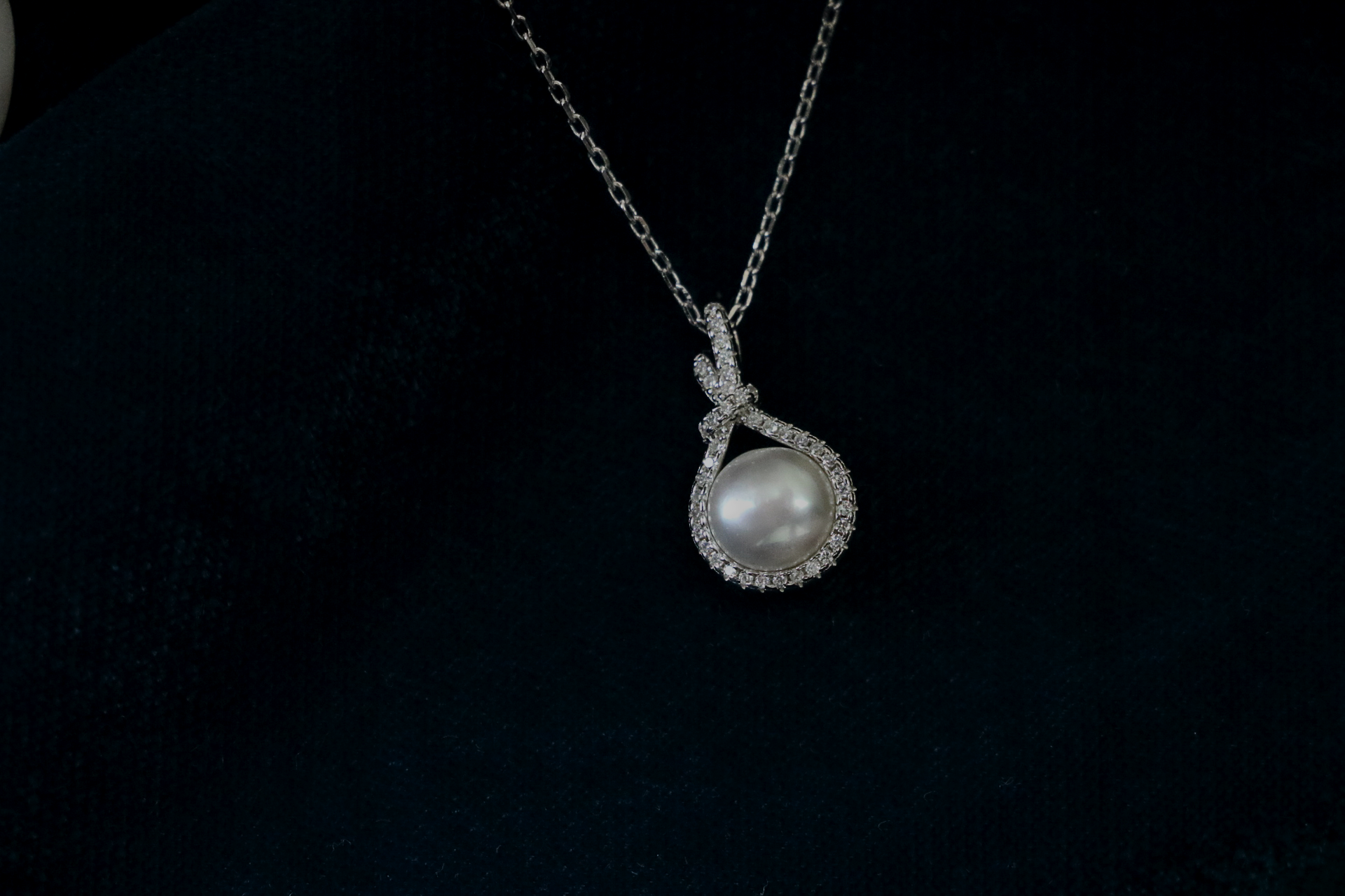 Pearl Embrace Pendant