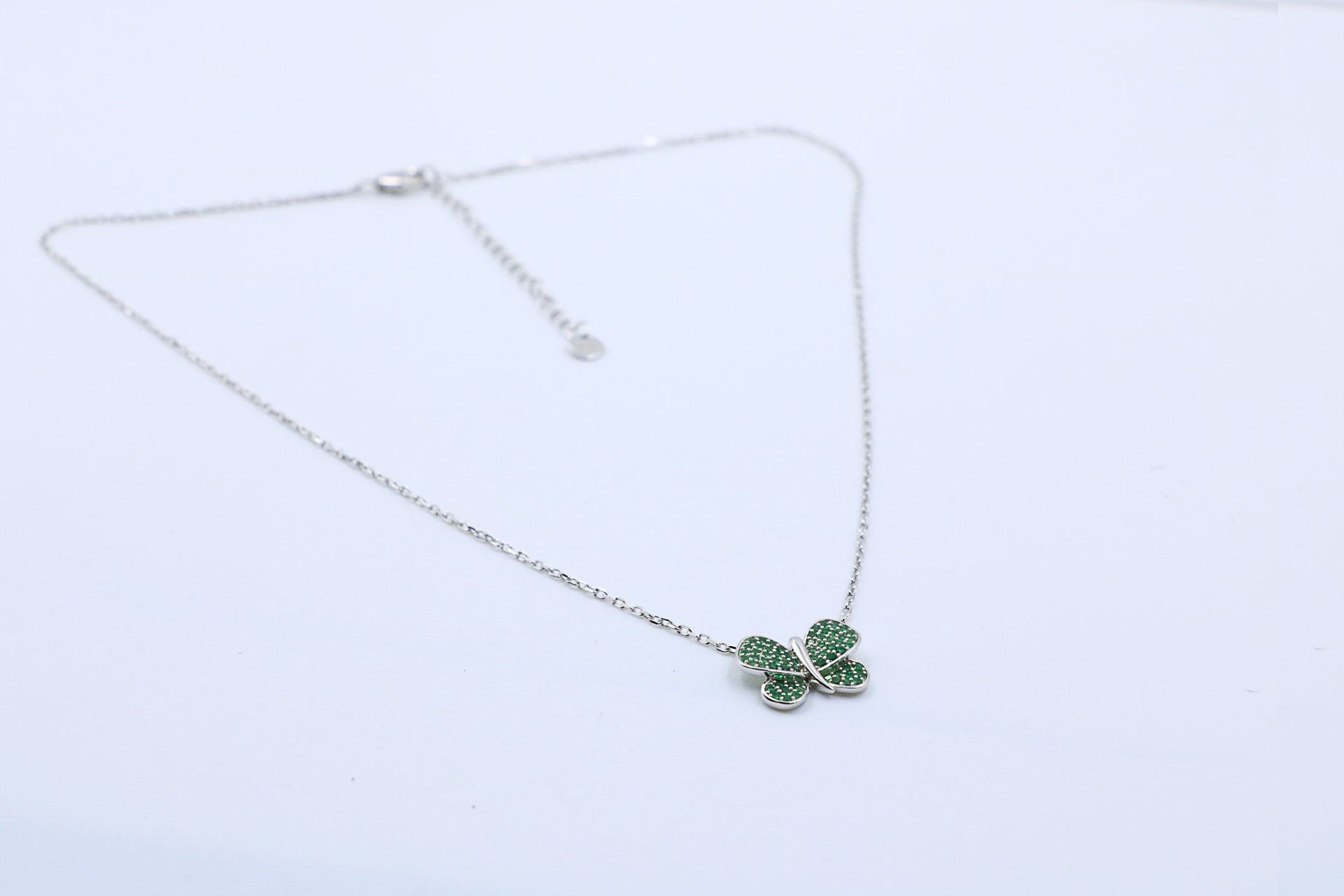 Clover Breeze Pendant