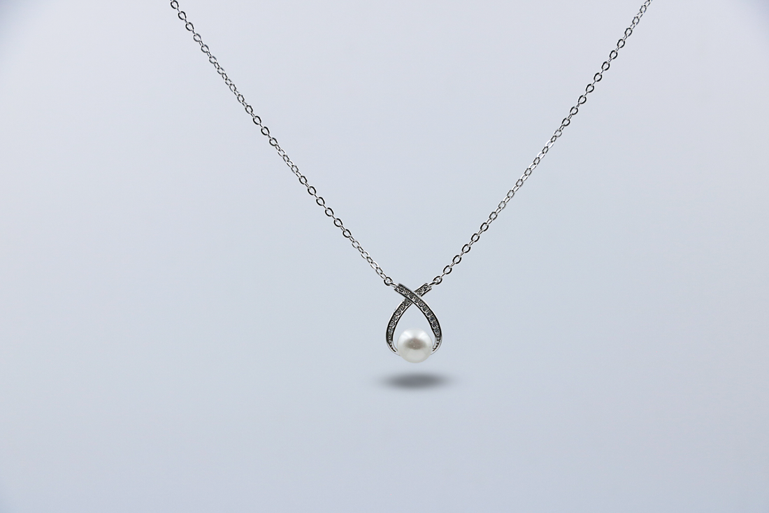 Pearl Poise Pendant