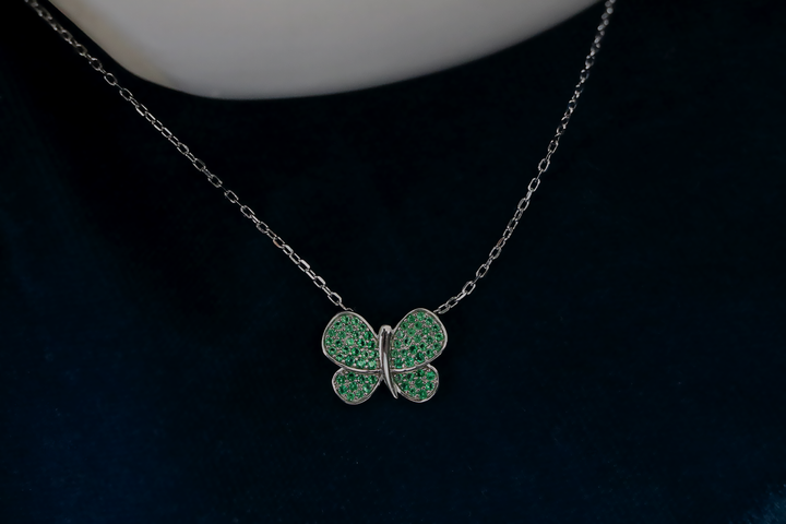 Clover Breeze Pendant