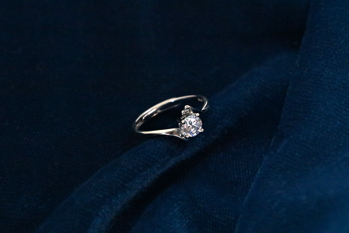 LumiSolitaire Silver Ring