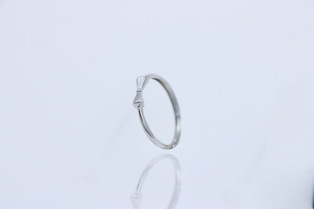 BowMuse Silver Ring