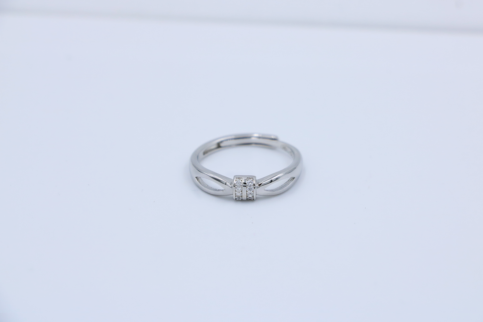 Echo Arch Silver Ring