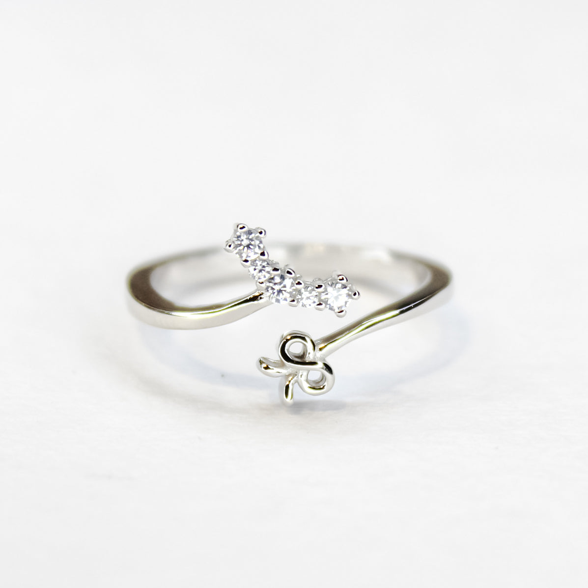 Twinkle Bow Ring