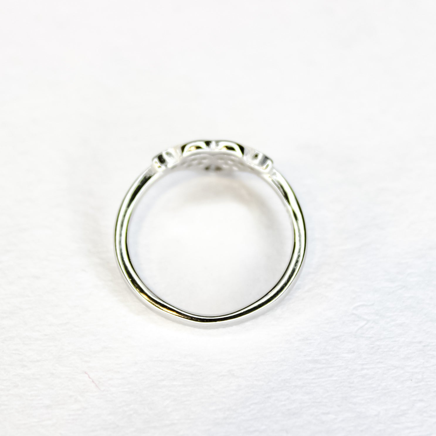 Aira Ring