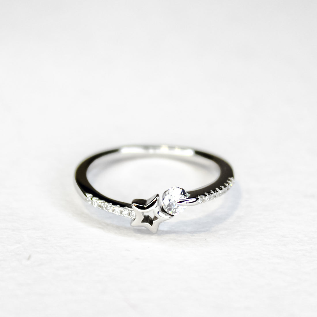 Starlet Shine Ring