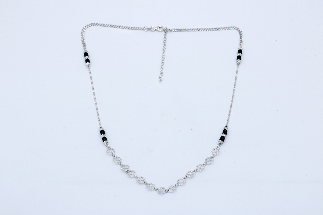 Ebony Veil Silver Chain
