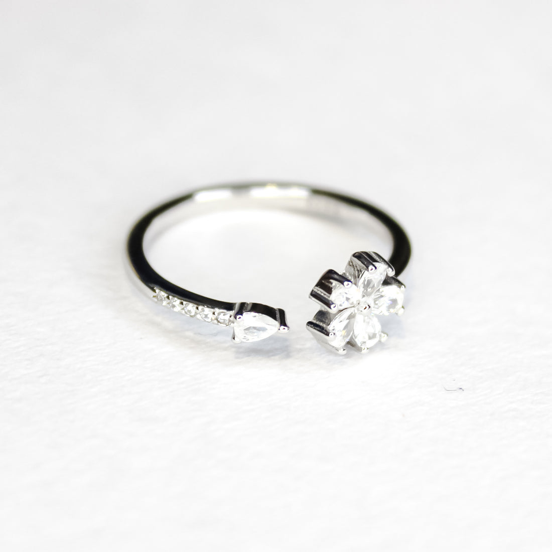 Petal Glow Ring