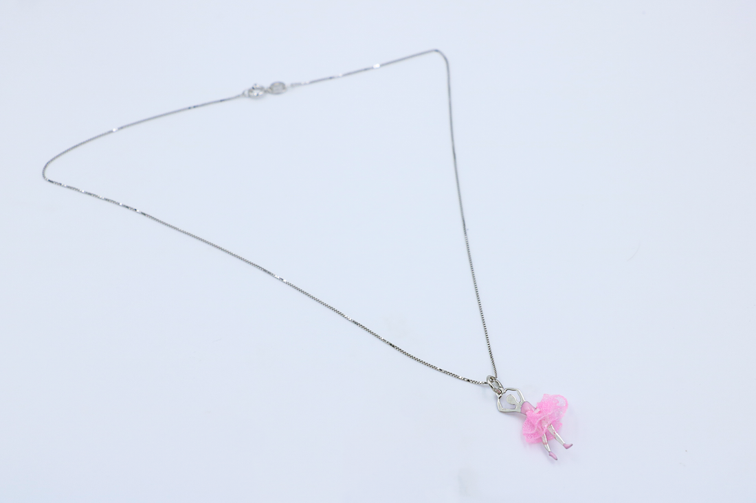 Pirouette Glow Silver Chain