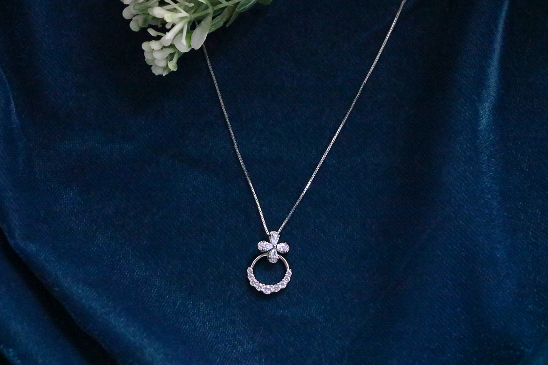 Flora Link Silver Chain