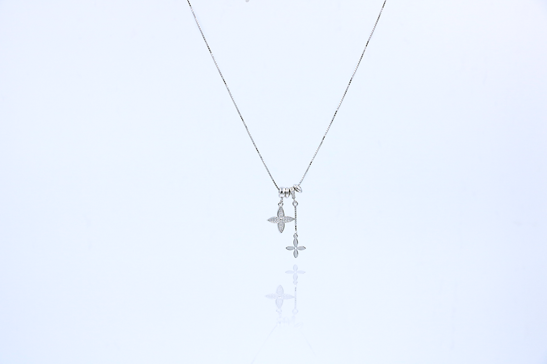 Fleur Drift Pendant Chain