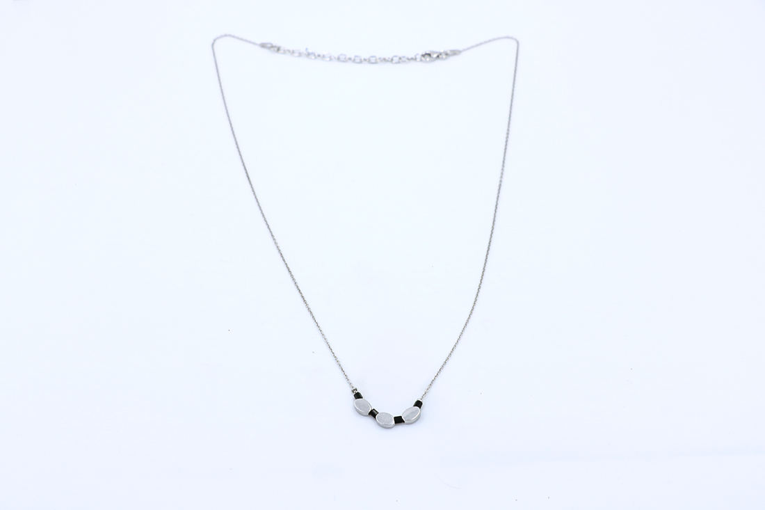 Onyx Pearl Pendant Chain
