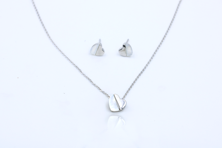 V Half Pendant Chain