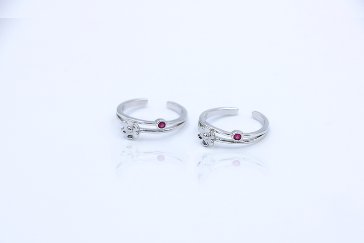 Rasa Petal Toe Ring