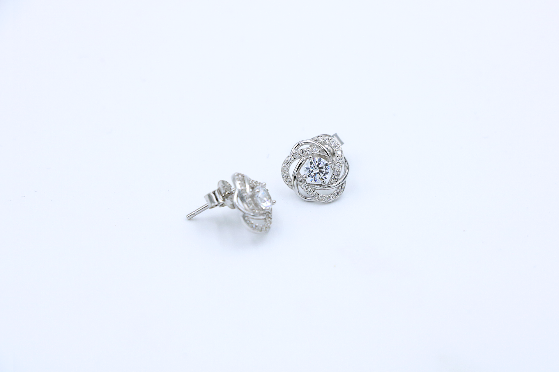 Sira Knot Studs