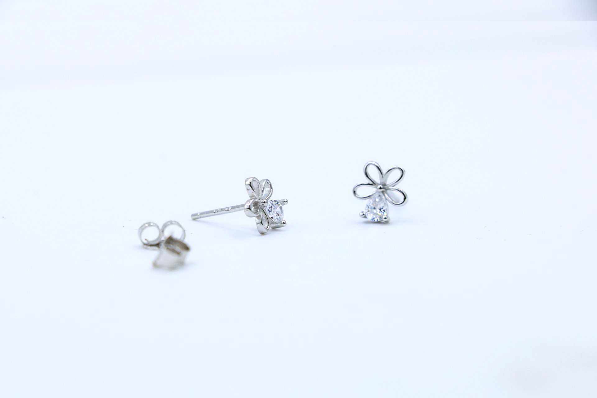 Mira Petal Studs