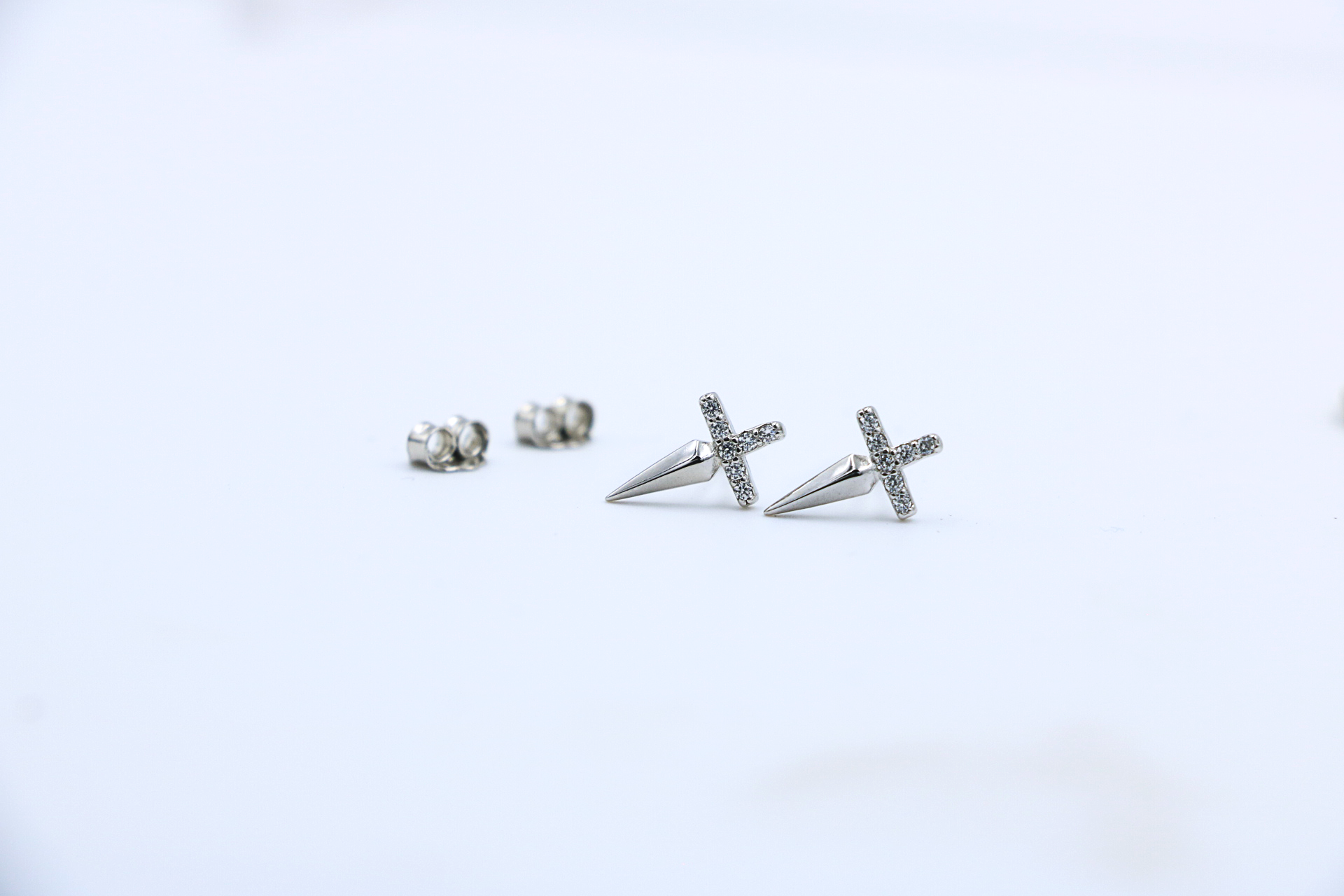 Zara Thorn Studs