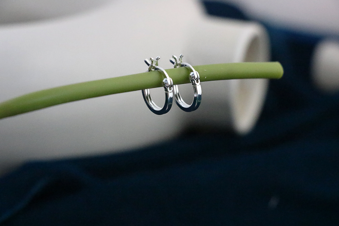 Nila Cuff Hoops