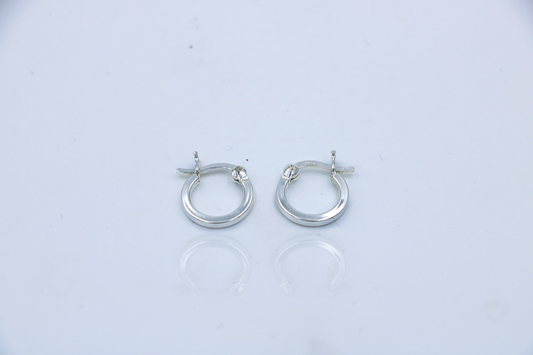 Nila Cuff Hoops