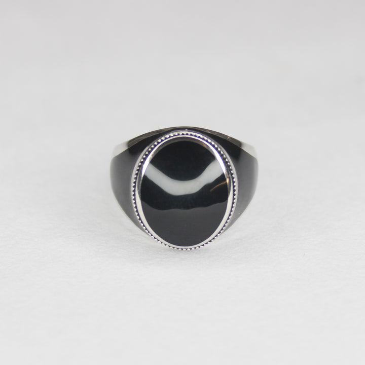 Onyx Oval Signet