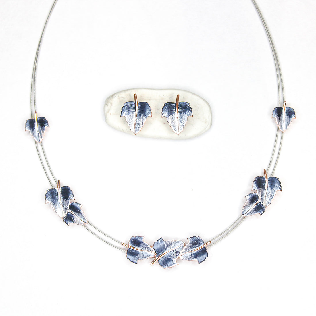 Blue Radient Leaf Turkish Set