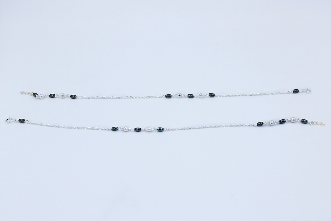 Ebony Whisper Anklet