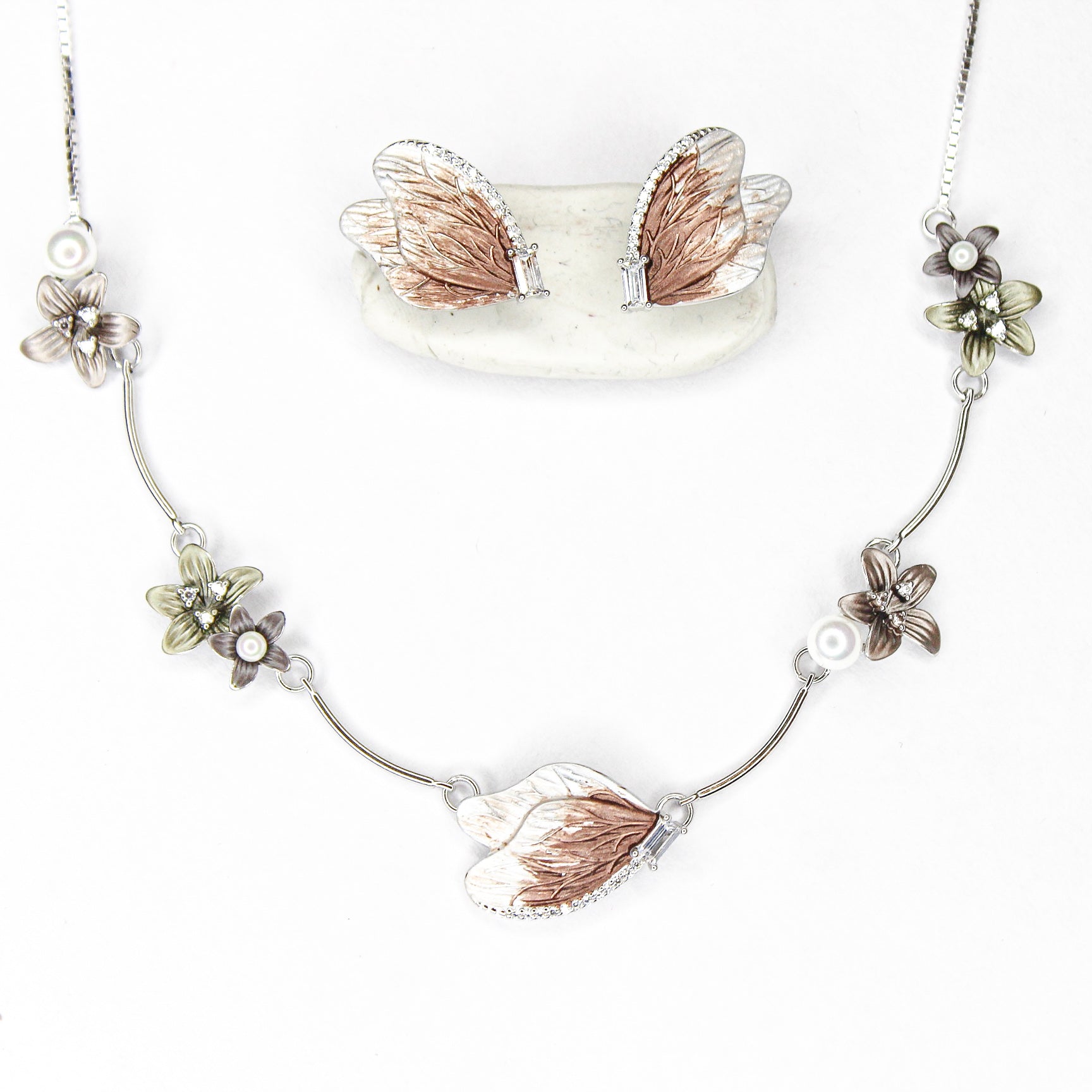 Brown Petal Glow Set