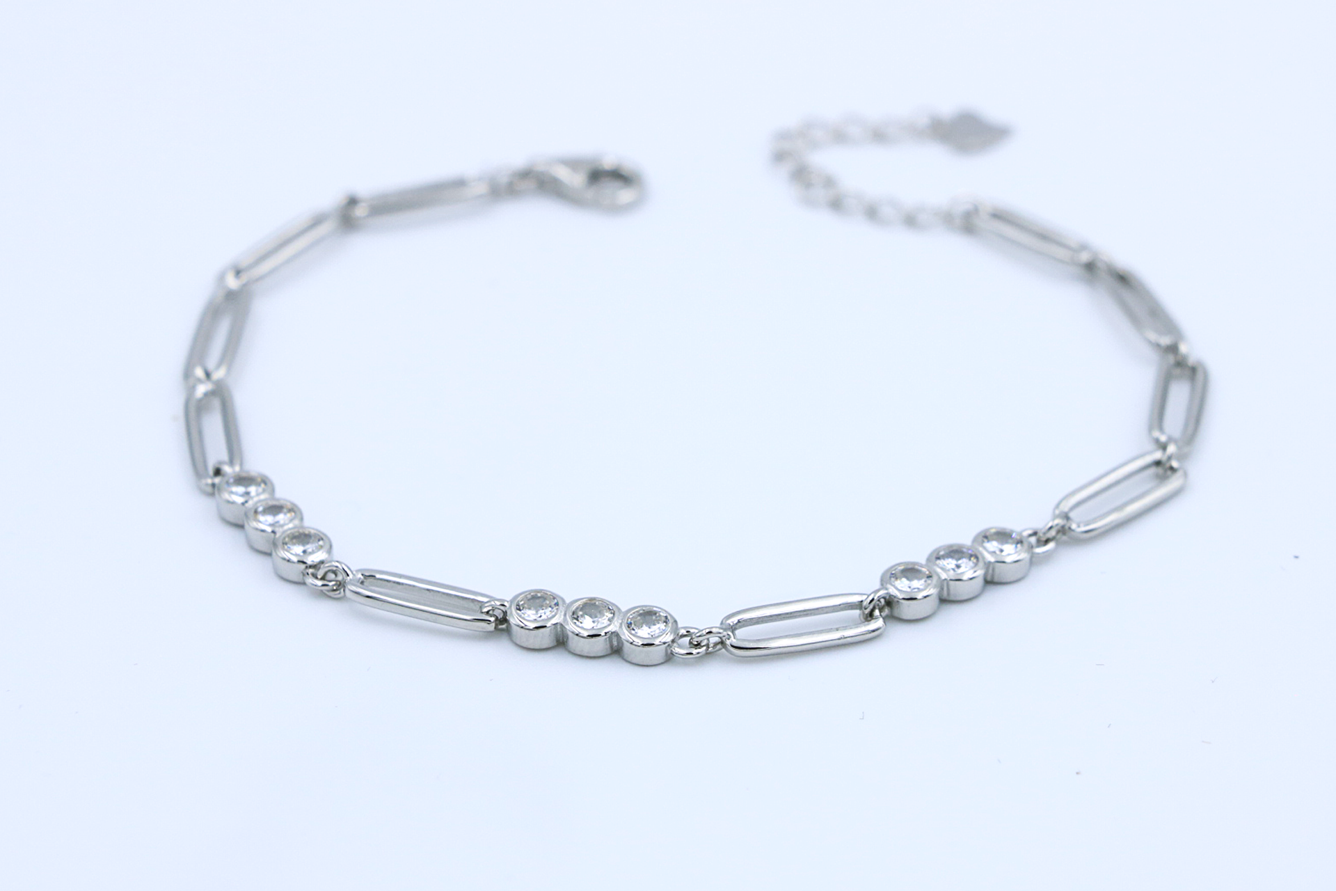 Vela Orbit Bracelet
