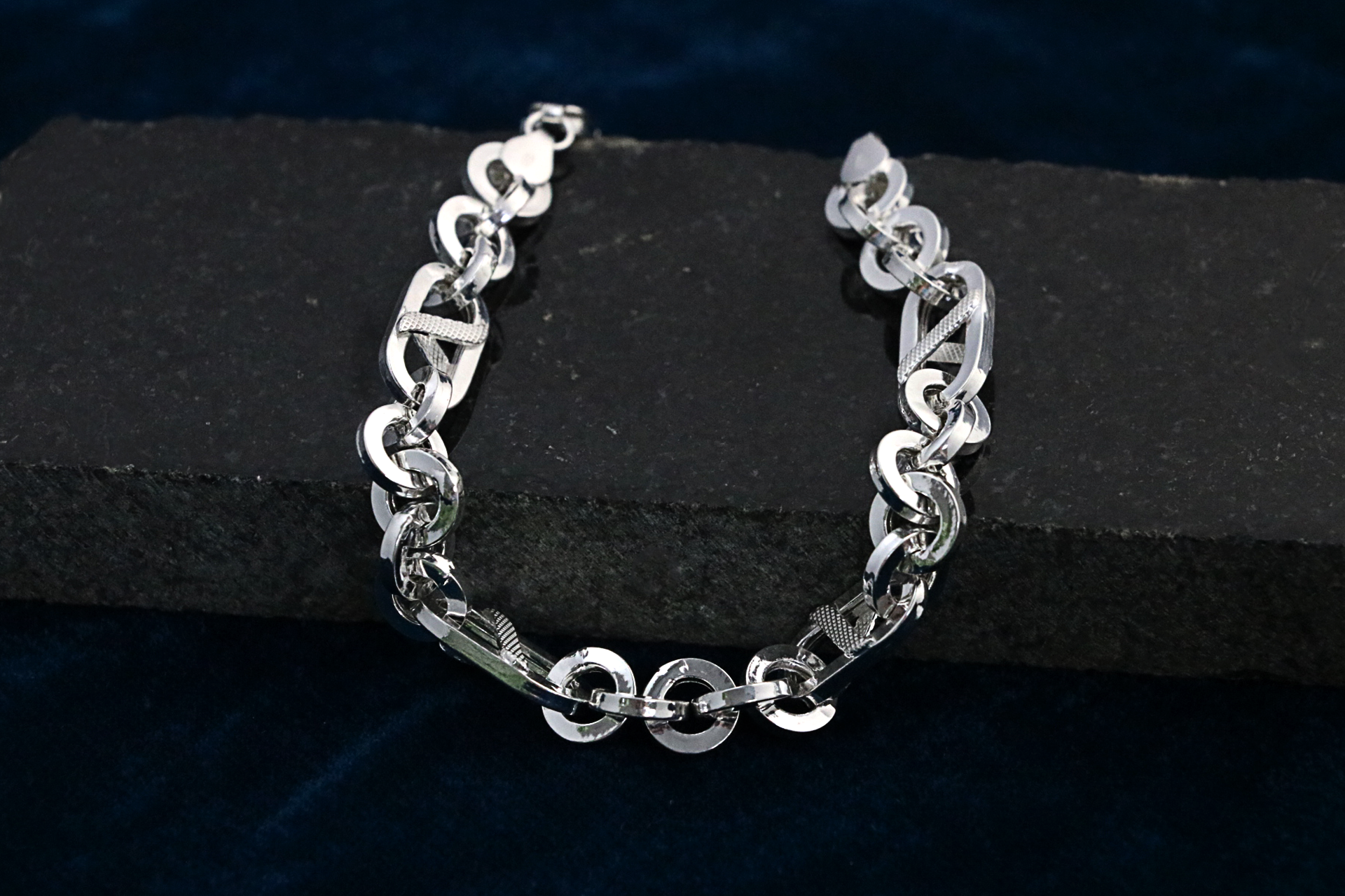 Vexa Link Bracelet