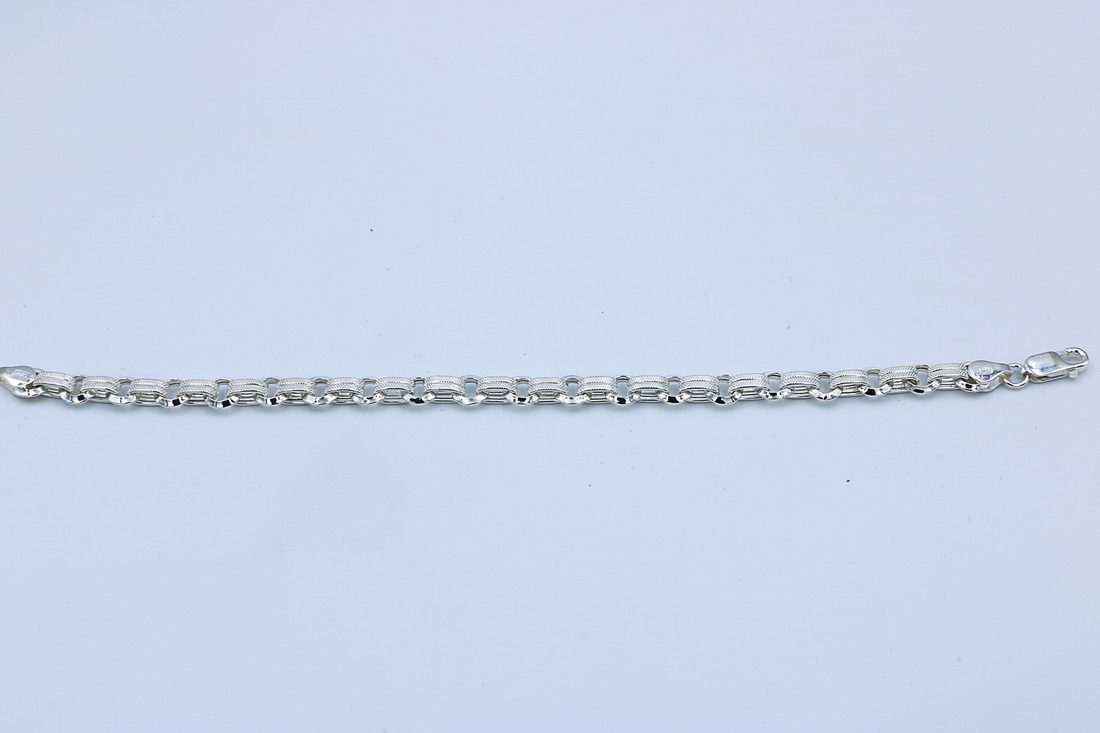 Nexus Chain Bracelet