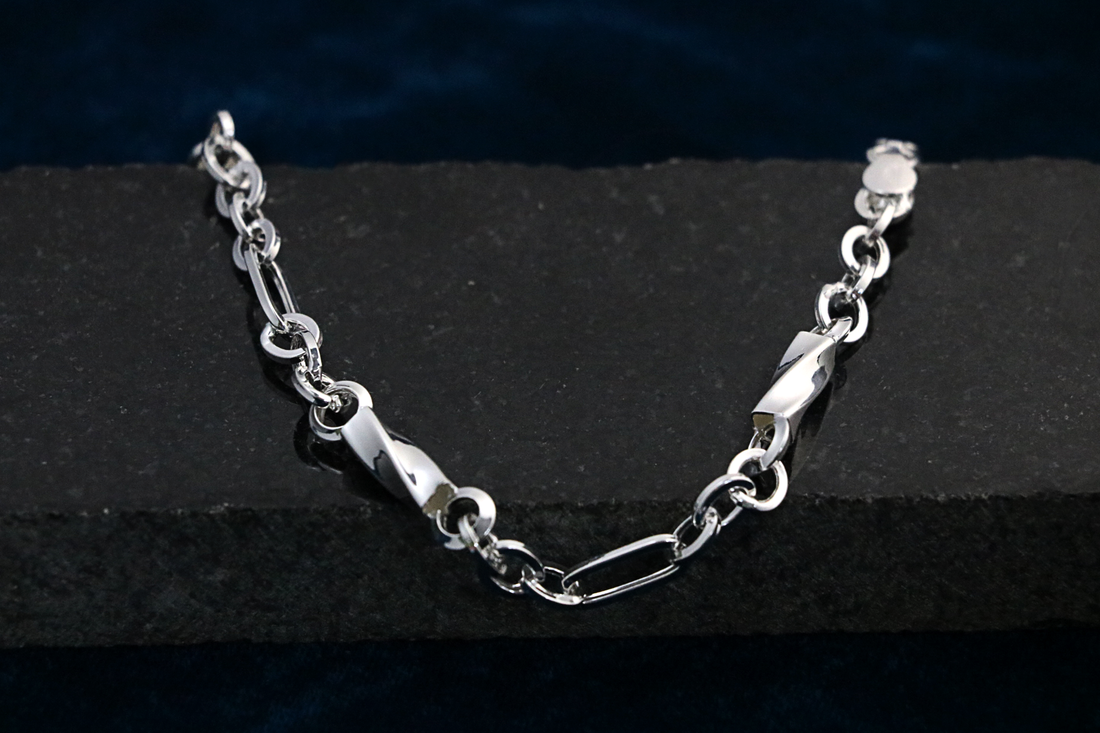 Zephyr Chain Bracelet