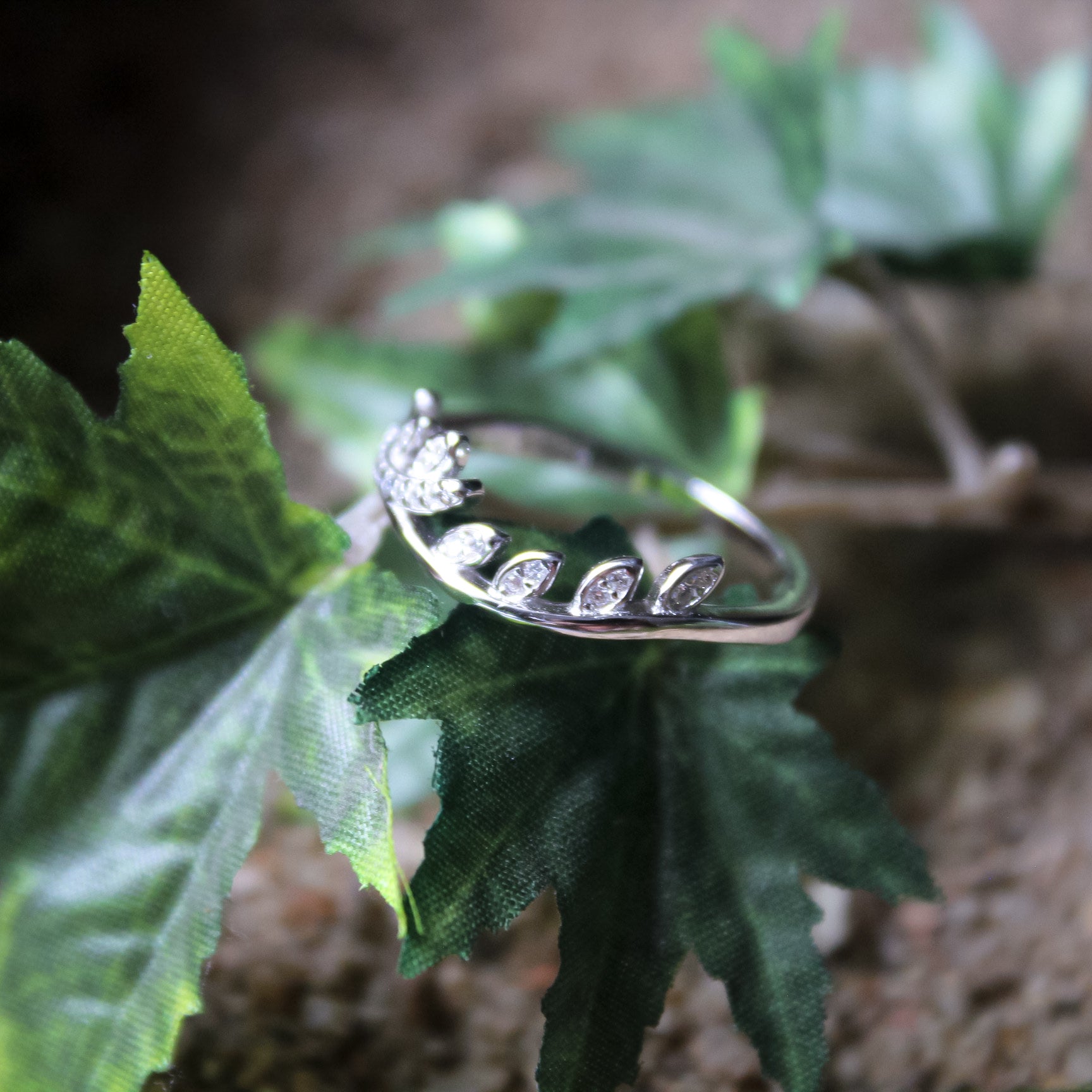 Sylva Arc Ring