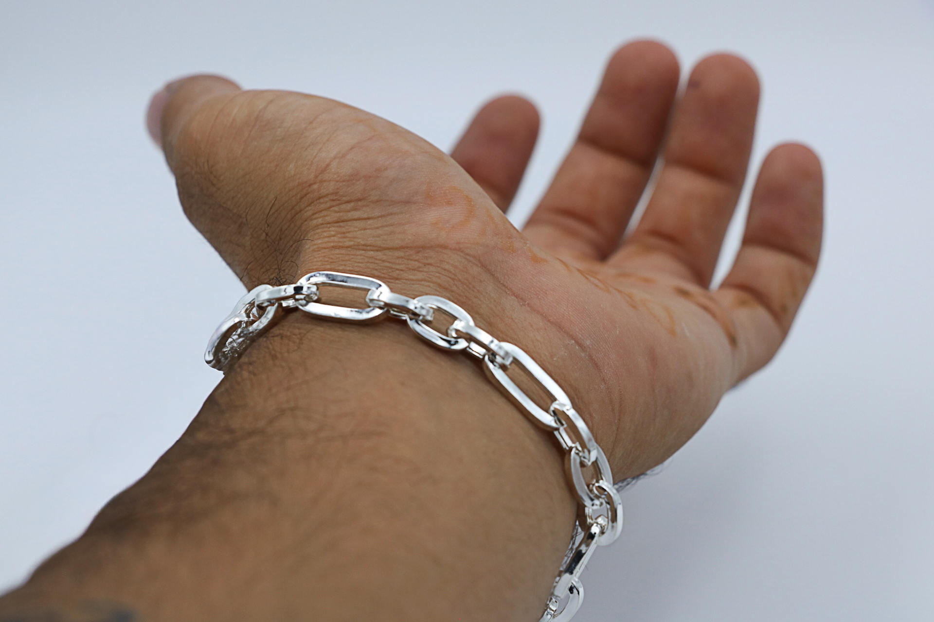 Pulse Oval Bracelet