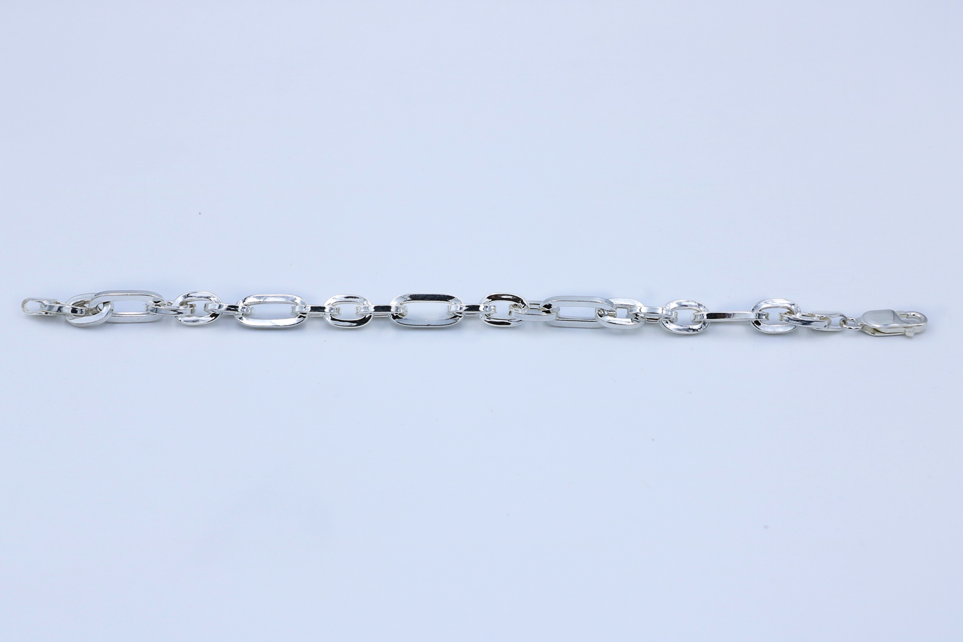 Pulse Oval Bracelet
