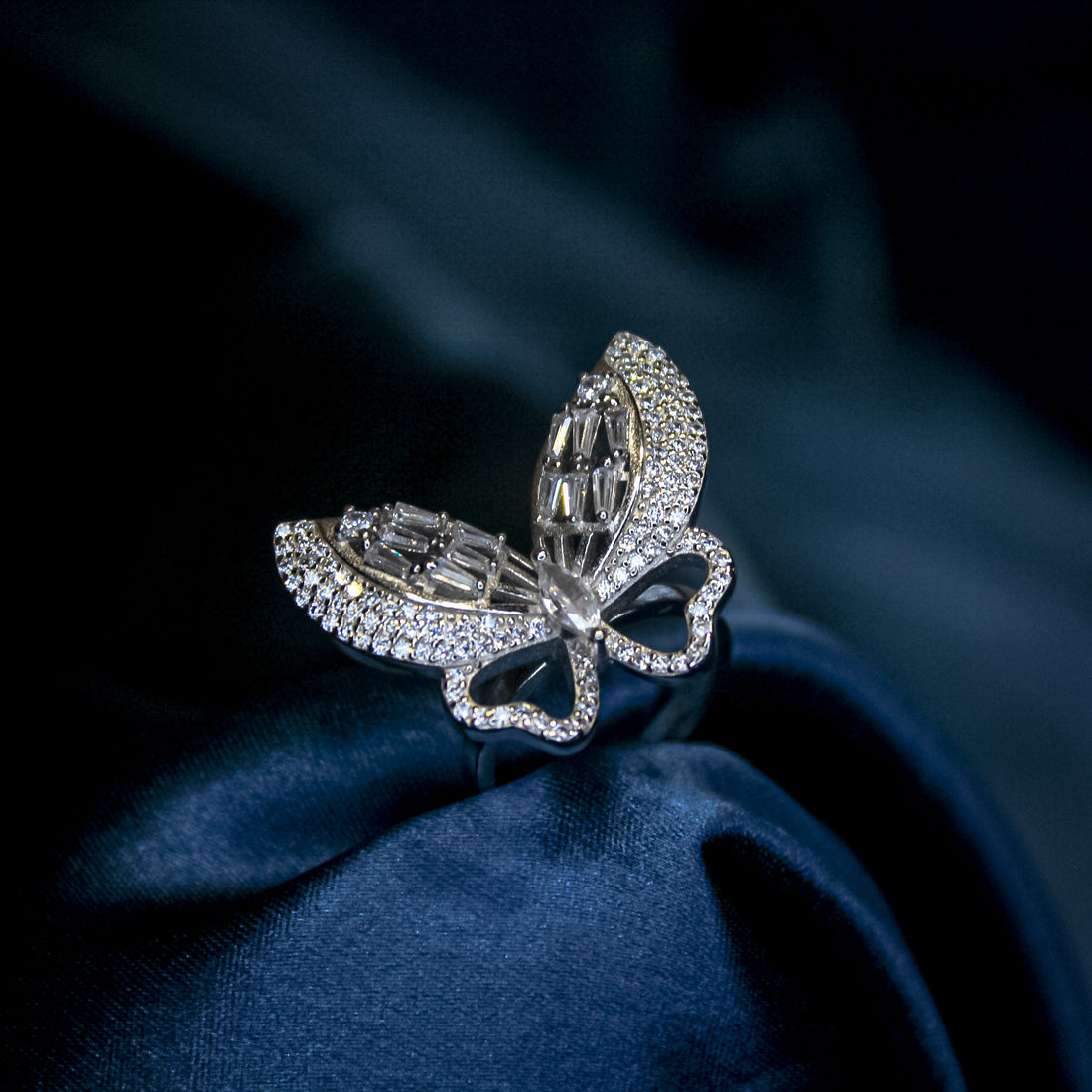 Papillonia Glow Ring