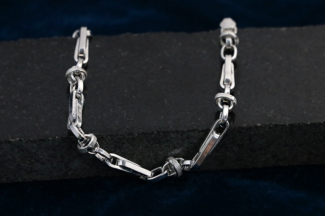 Kael Forge Bracelet