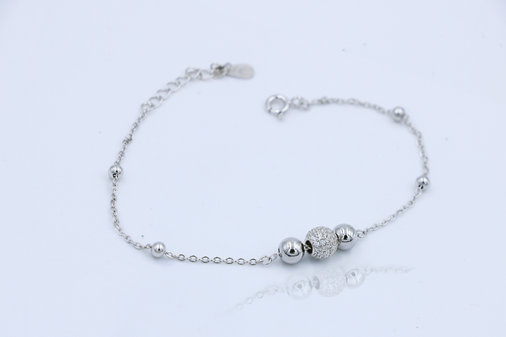 Mira Pearl Bracelet