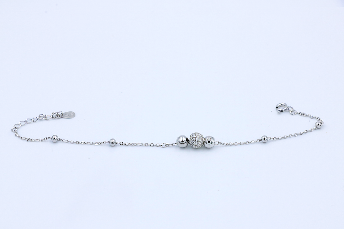 Mira Pearl Bracelet